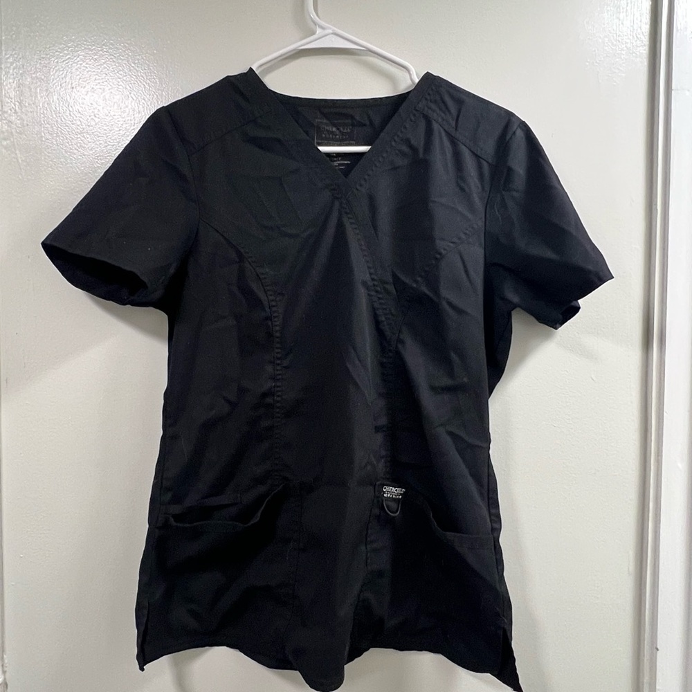 Scrub tops x8